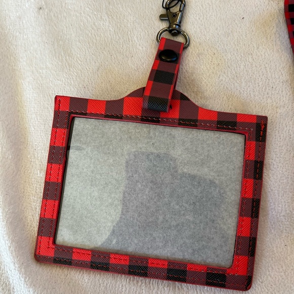 Black & red Checkered ID Card Holder Lanyard - Picture 3 of 6